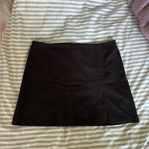 Aritzia Sunday Best Black Tatiana Skirt Size 16